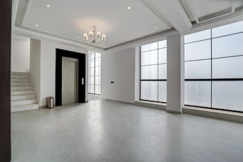 Nirvana Hotel & Banquet,,3 star