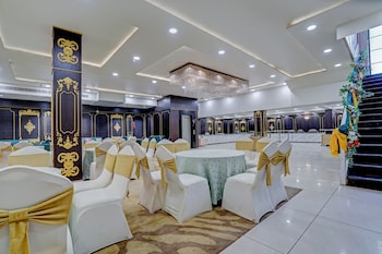 nirvana hotel and banquet
