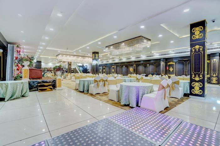 nirvana hotel and banquet