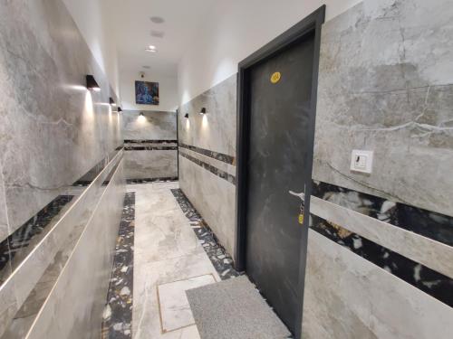 taj pride inn
