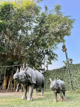kumar green resort