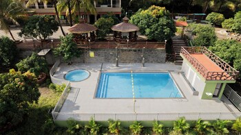 ambika hills resort