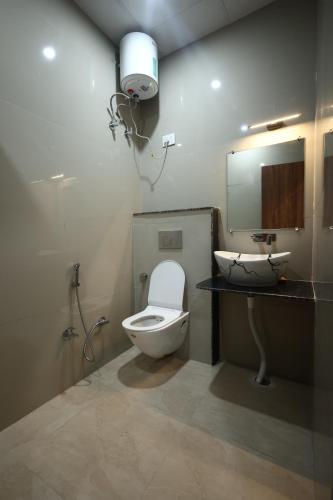 radhey krishna paying guest house