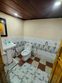 Anany Resort,,3 star