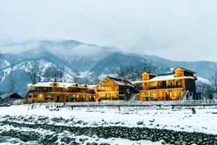 jade river resort by defoy