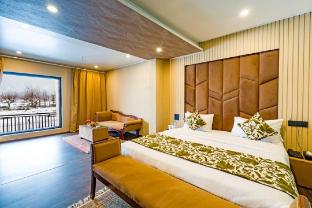 jade river resort by defoy