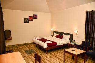 woodlands resorts