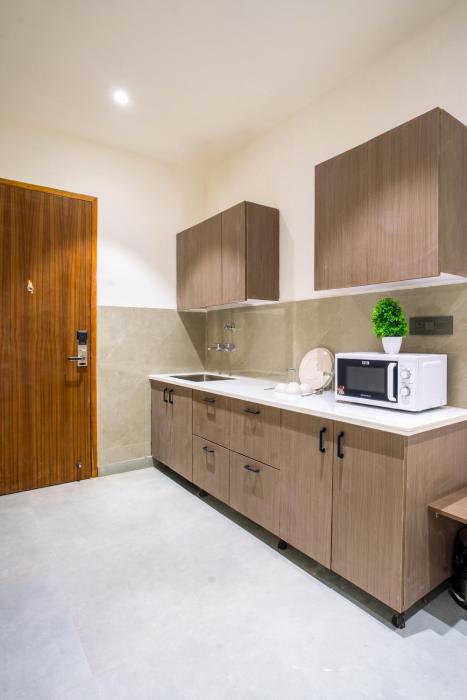 miran hotel and suites mathura road