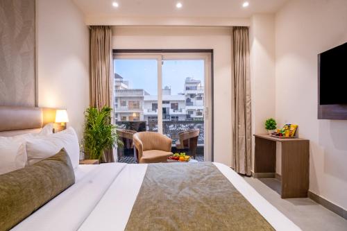 miran hotel and suites mathura road