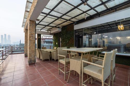 hotel admire inn sec 44 by aspl