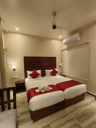 the knight resort