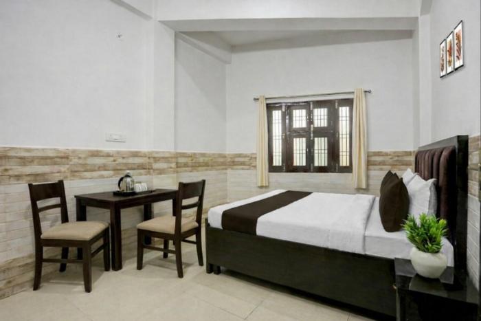 hotel hardik palace