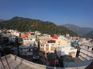 taposthalam sacred retreat hotel in rishikesh