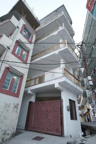taposthalam sacred retreat hotel in rishikesh