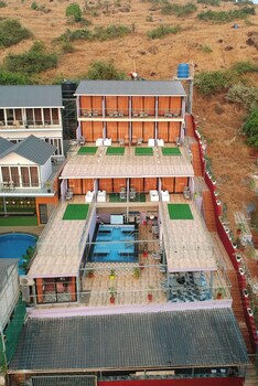 coco 7 beach resort