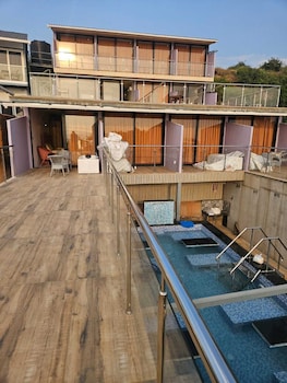coco 7 beach resort