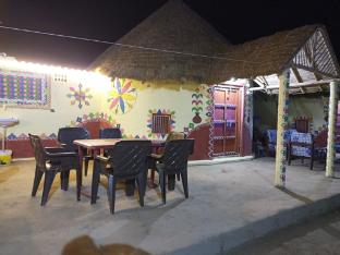 white desert homestay