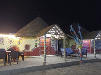 white desert homestay