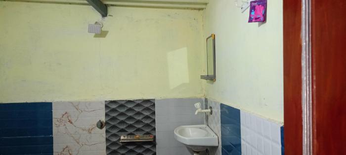 white desert homestay