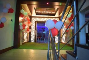 hotel midway madhepura