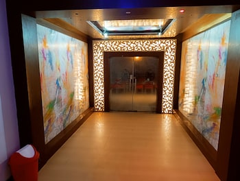 hotel midway madhepura