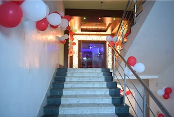 hotel midway madhepura