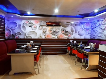 hotel midway madhepura