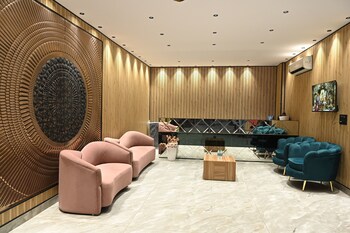 Troy Resorts And Wellness,,2 star
