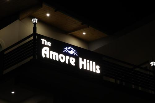 the amore hills