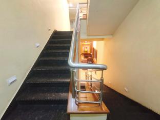 hotel meera regency
