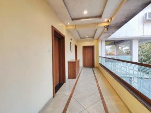 hotel meera regency
