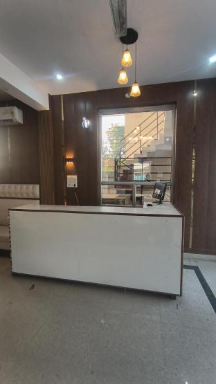 r d palace and resort