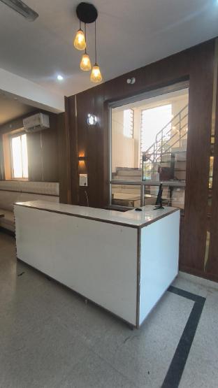 r d palace and resort