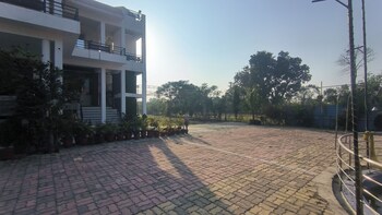 r d palace and resort