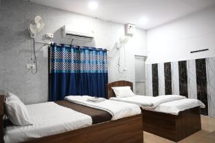 hotel omkar residency