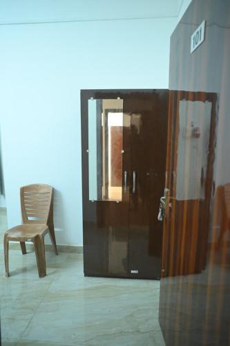 hotel tricon residency