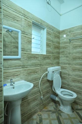 hotel tricon residency