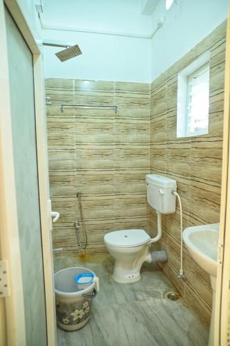 hotel tricon residency