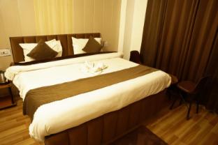 hotel himalayan roots