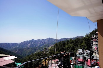 hotel himalayan roots