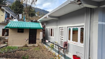 mp residency homestay