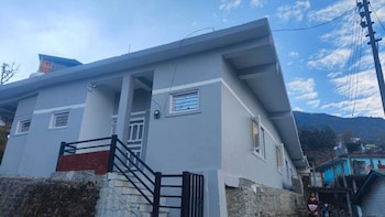mp residency homestay