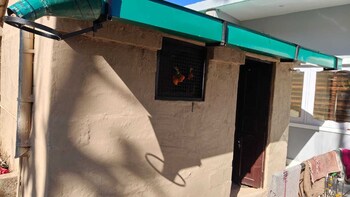 mp residency homestay
