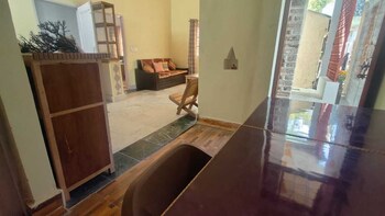 mp residency homestay