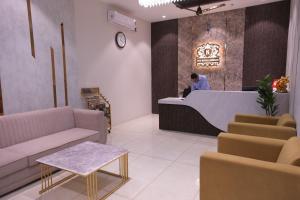 hotel the royal keshar