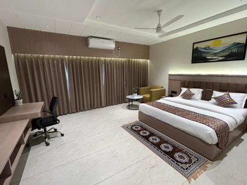 hotel the royal keshar