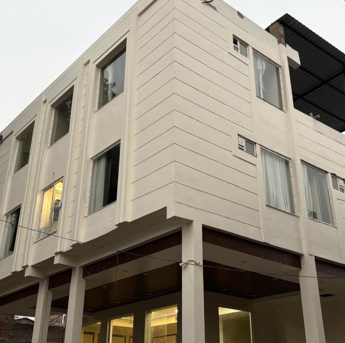 the janki hotel
