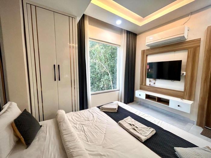 the janki hotel