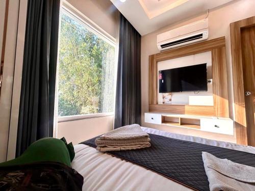 the janki hotel