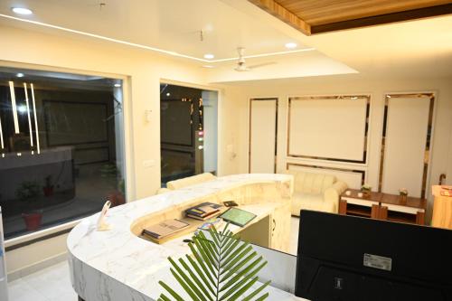 the janki hotel